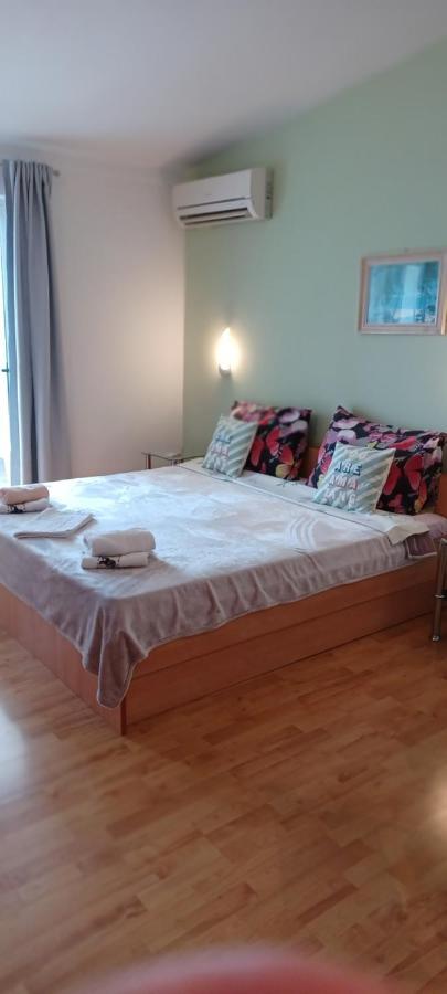 Apartmani Mary Dugi Rat Zimmer foto