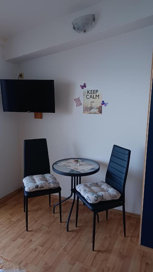 Apartmani Mary Dugi Rat Exterior foto