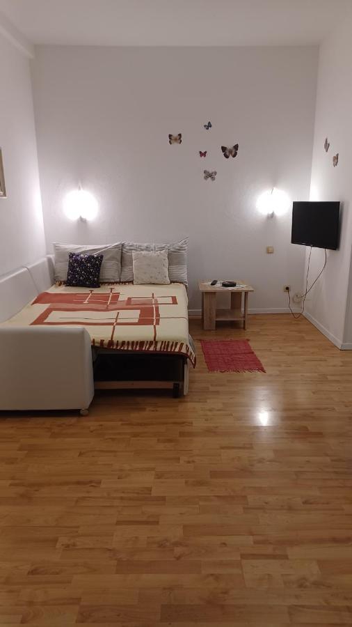 Apartmani Mary Dugi Rat Exterior foto